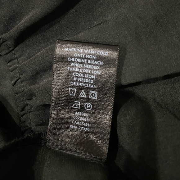 Ann Taylor black mixed media peplum blouse Size Large - Picture 4 of 5